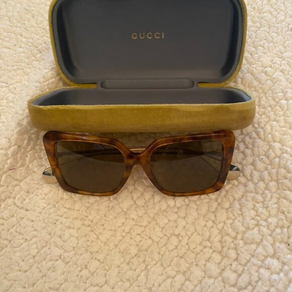 Gucci Square Frame Sunglasses - Picture 1 of 4